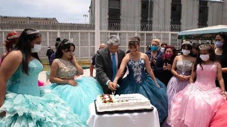 Hijas de reclusas festejan sus XV años en la prisión