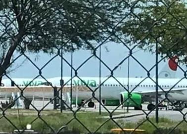 Avión aterriza de emergencia en Hermosillo tras intento suicida