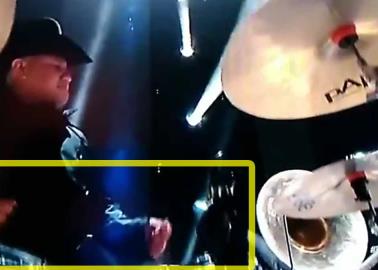 VIDEO: Baterista de Grupo Firme toca en vivo sin las baquetas VIDEO: Baterista de Grupo Firme toca en vivo sin las baquetas