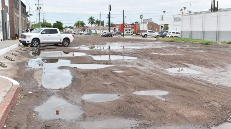 Encharcamientos y profundidad de baches causan las lluvias