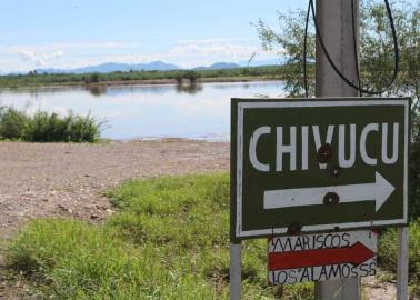 Chivucú, rodeada por agua de lluvia