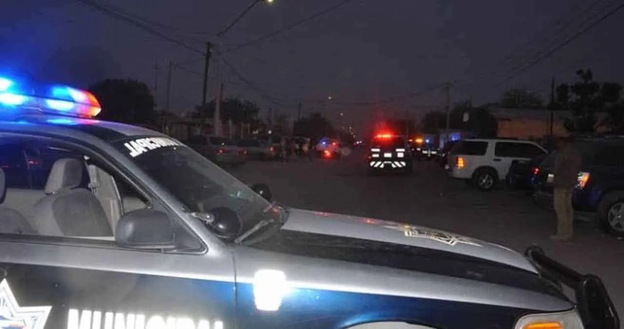Balean a jóvenes en SLRC