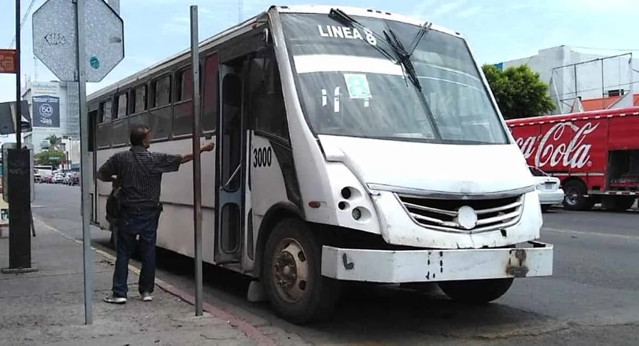 Urge intervención gubernamental en transporte urbano de Obregón
