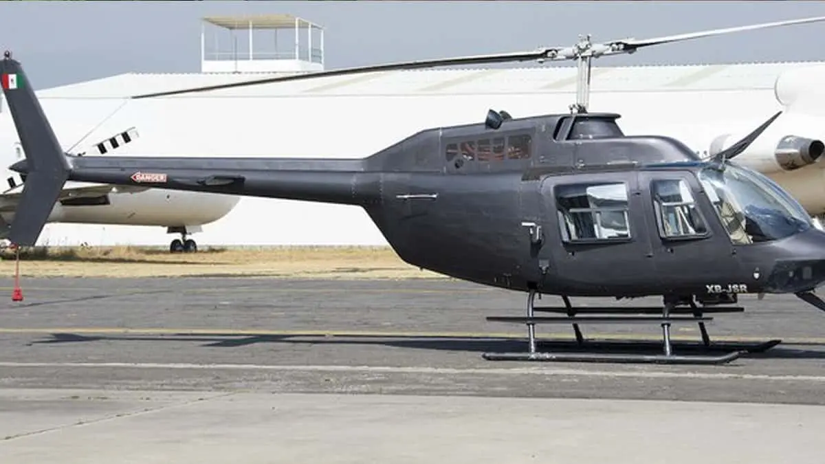 Roban helicóptero del AICM