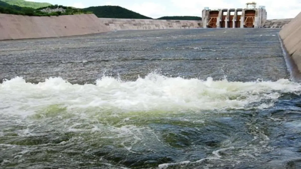 Presa Mocúzari rebasa la mitad de su capacidad