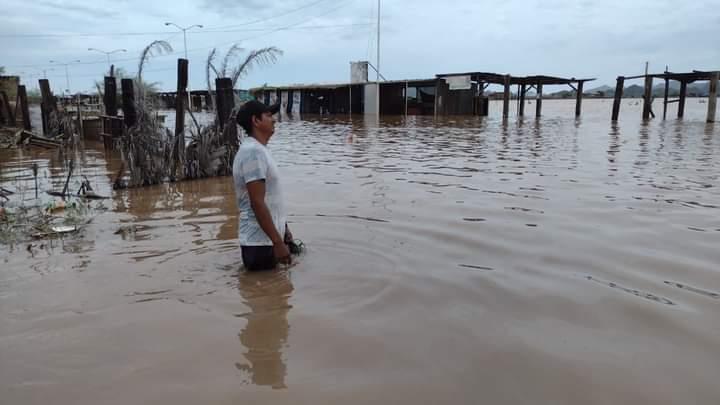 Bajo las aguas Guaymas y Empalme