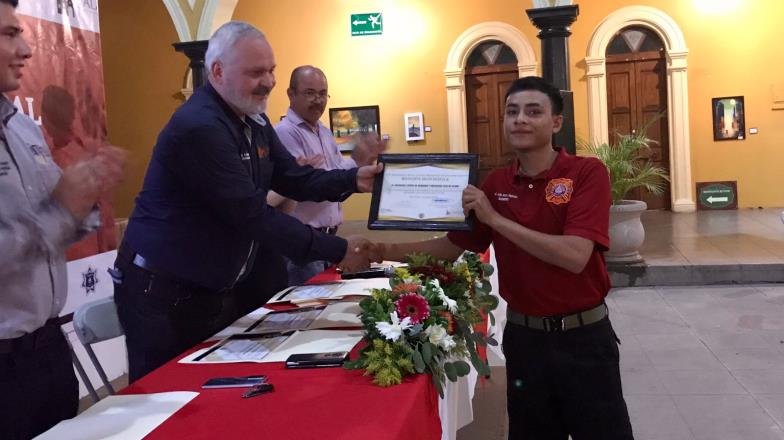 Primera edición del Premio Municipal de la Juventud en Álamos