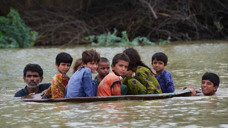 VIDEO. Brutales inundaciones en Pakistán dejan miles de tragedias