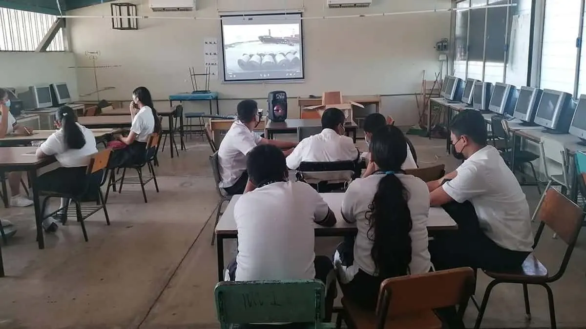 Alumno de Conalep muere de un infarto mientras estaba en clase