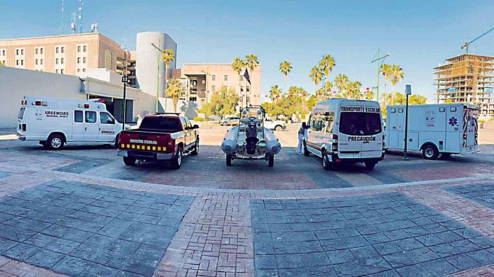 Pipas, ambulancia y autos a municipios Pipas, ambulancia y autos a municipios