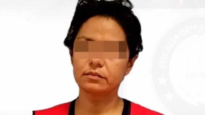 A la cárcel mujer por prostituir y golpear a su hija adolescente A la cárcel mujer por prostituir y golpear a su hija adolescente