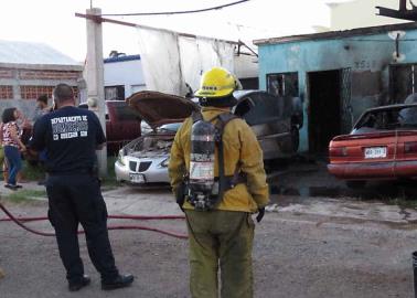 Arden autos en taller del Campanario