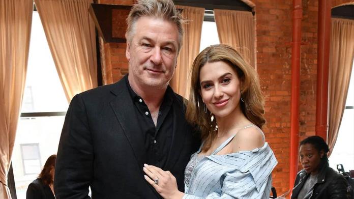 Hilaria y Alec Baldwin dan la bienvenida a su séptima hija Hilaria y Alec Baldwin dan la bienvenida a su séptima hija