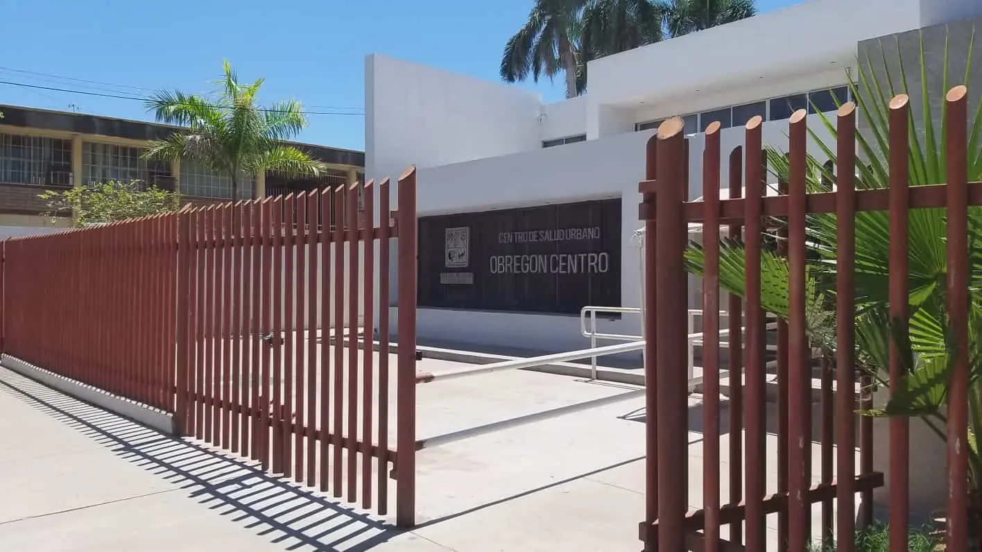 Van contra el dengue en escuelas