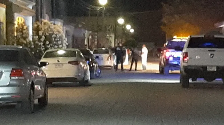 Balean a conductor en Las Garzas