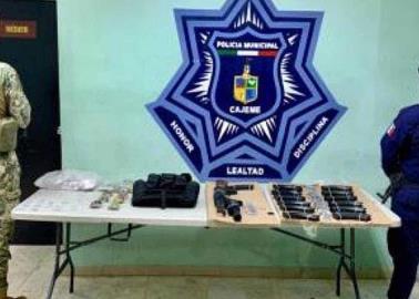 Decomisan drogas, armas y equipo táctico