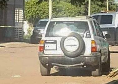 Se llevan por la fuerza a expolicía