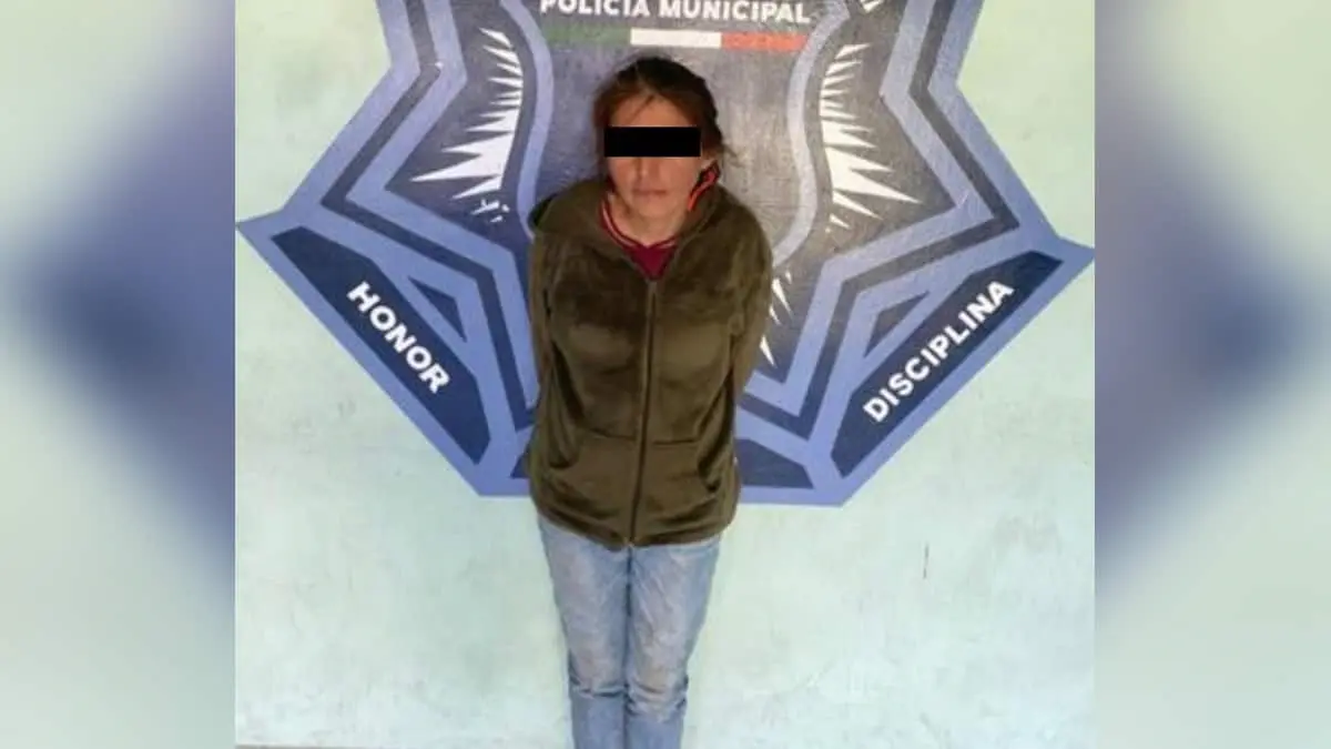 Arrestan a mujer por golpear a su madre
