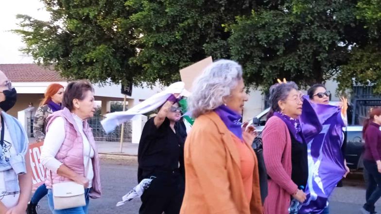 Marchan por Día Naranja