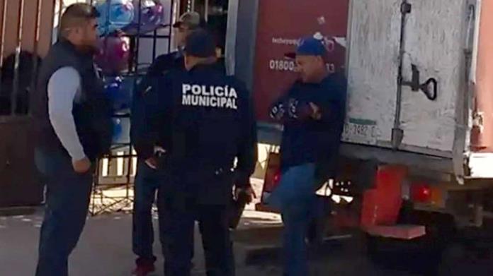 Asaltan a repartidor de leche Asaltan a repartidor de leche