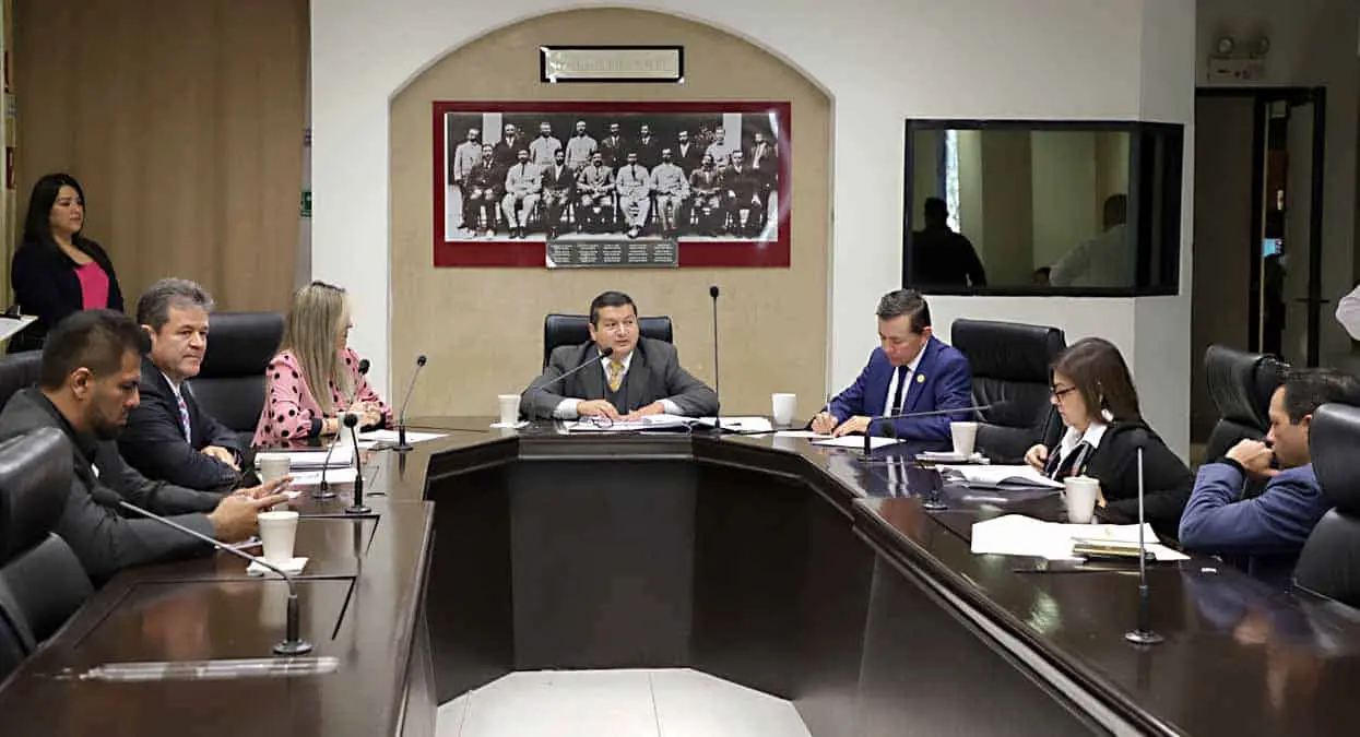 Aprueban diputados dictamen de Lamarque