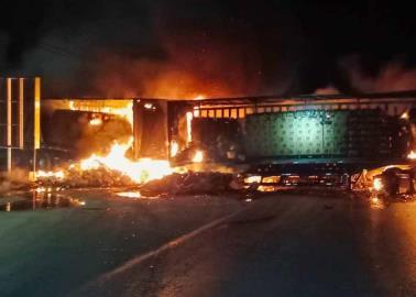 Incendian vehículos en Zacatecas y bloquean carreteras