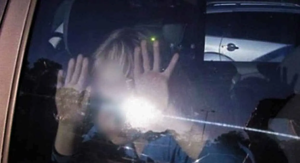 Mientras veía el Mundial, su hijo murió de calor en la camioneta