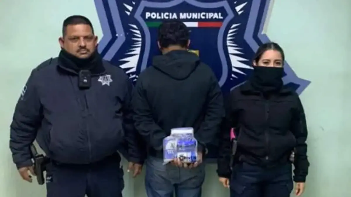 Menor de edad es detenido por asalto