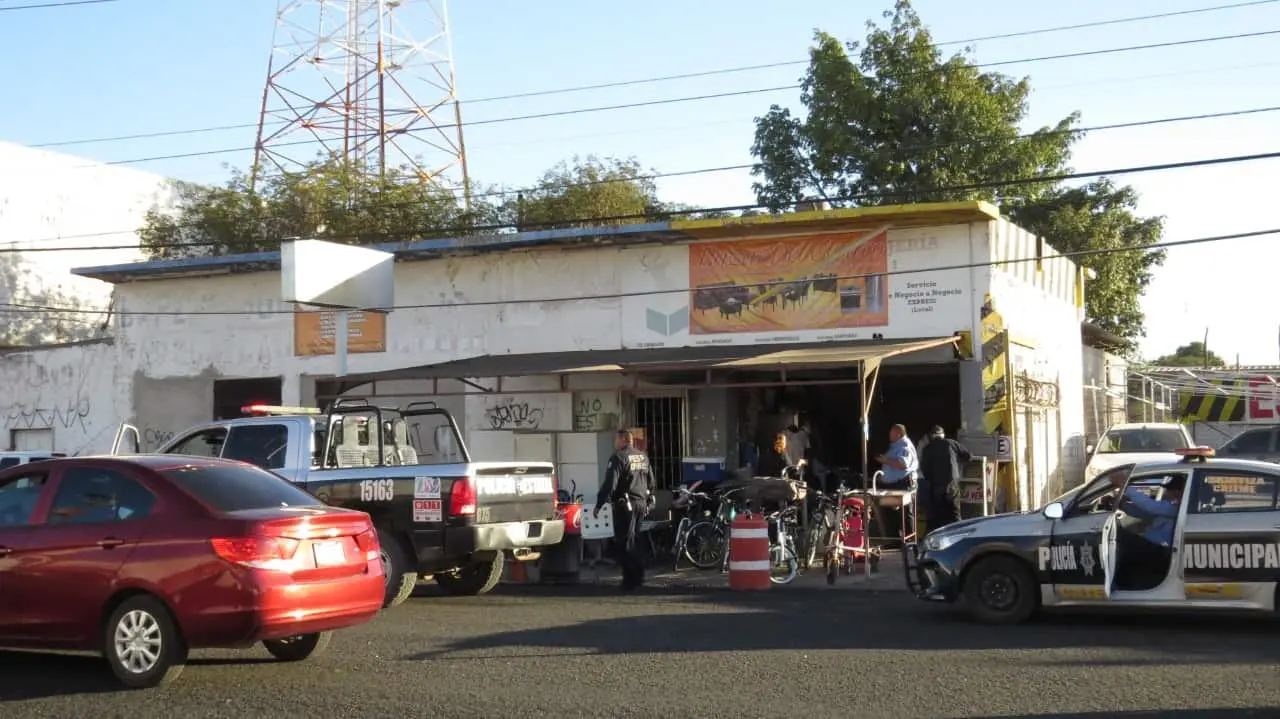 Le dan balazo en bazar del Centro