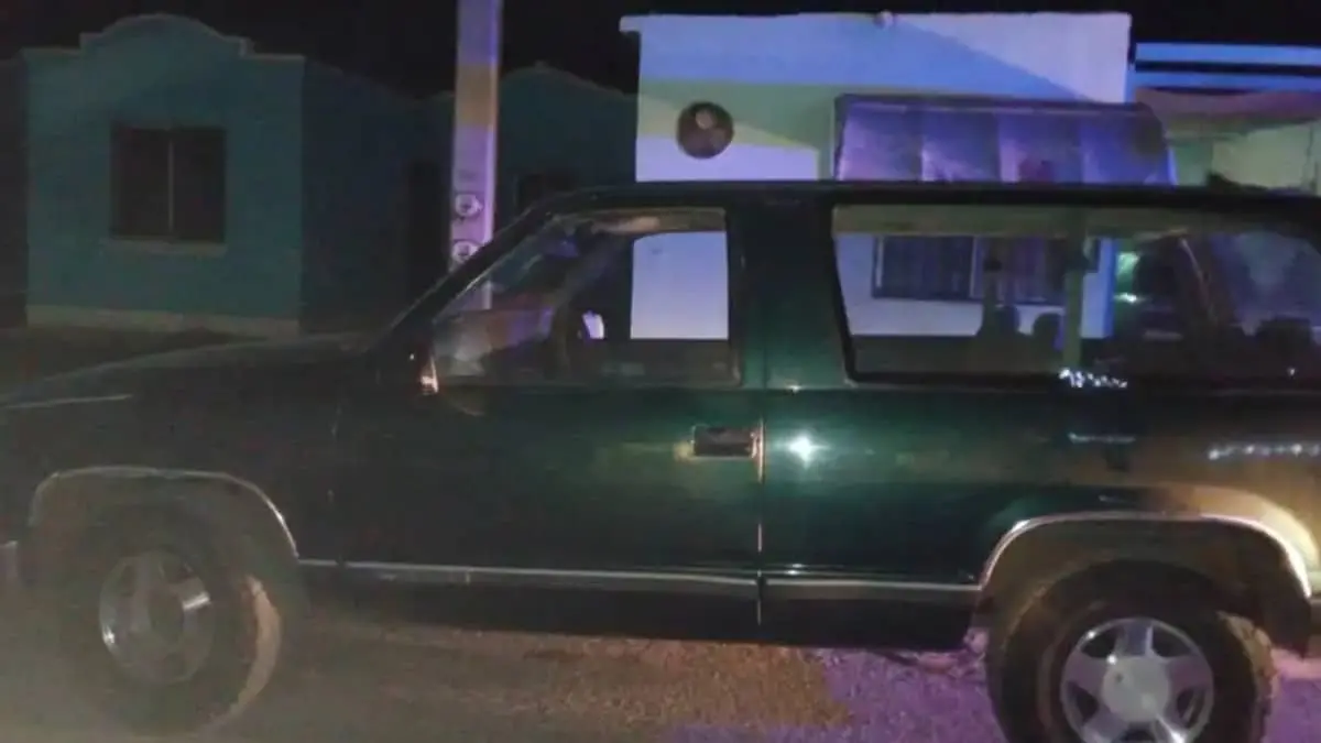 Encuentran auto robado
