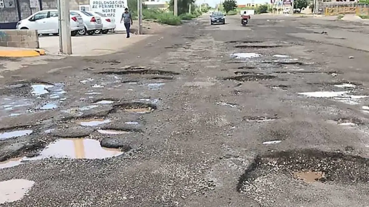 Y cuando voltearon, el bache seguía ahí