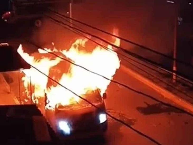 Video. Explota unidad del Transporte Público Video. Explota unidad del Transporte Público