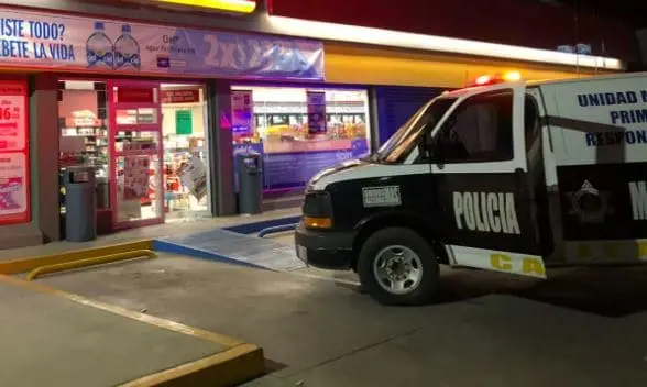 Ocasiona daños a tienda en intento de robo