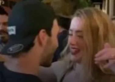 VIDEO. Captan a Amber Heard bailando música de Selena