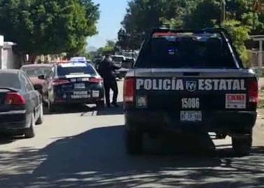 Se confrontan policías y marinos