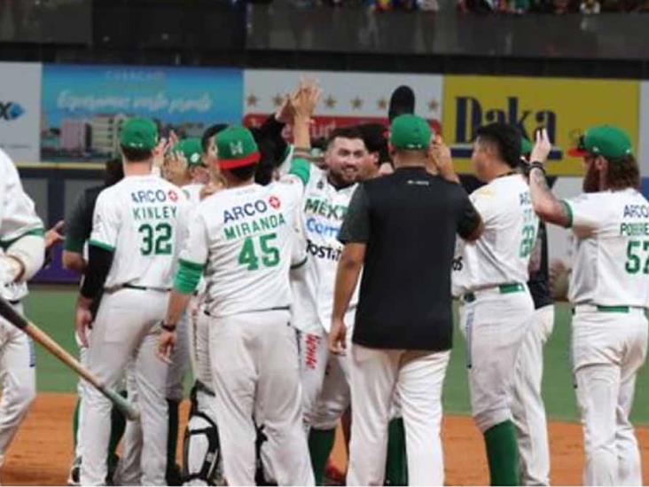 México deja tendido a Colombia México deja tendido a Colombia