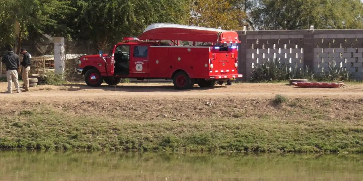 Flota hombre ejecutado en el Canal Bajo