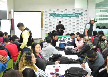 Presentan jóvenes emprendimientos