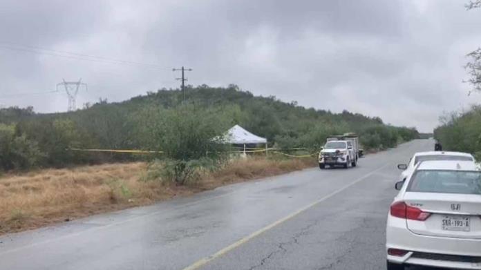 Encuentran a mujer asesinada en la carretera Encuentran a mujer asesinada en la carretera
