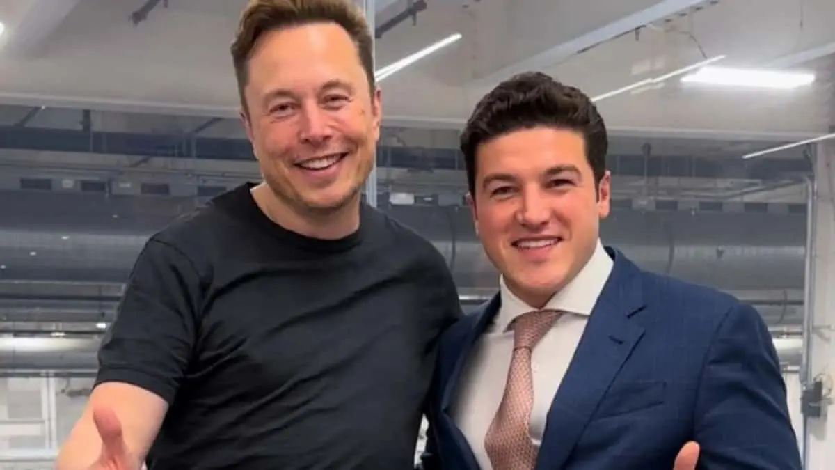 Samuel García quiere hacer compadre a Elon Musk