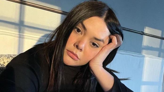 Yuridia es acusada de abandonar a su primer hijo