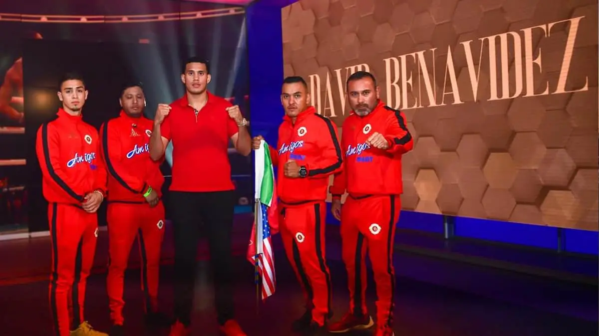 David Benavidez quiere al "Canelo"; el tapatío huye al tema