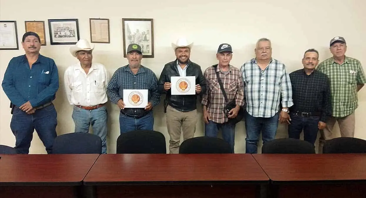 Crean organización campesina en defensa de la tierra