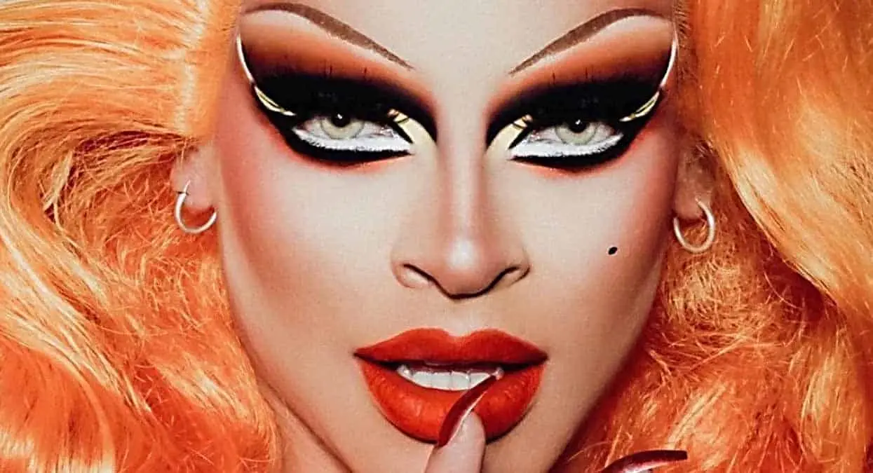 VIDEO. Menor drag queen se roba el show y enloquece las redes