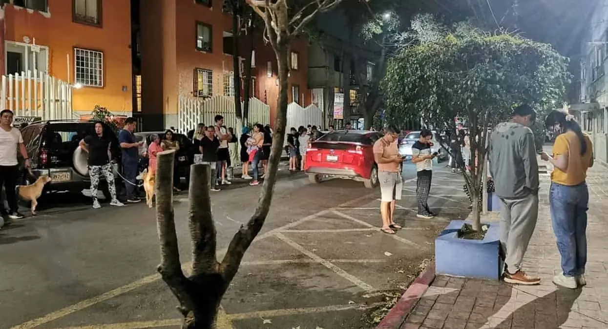 Sismo de 5.5 en la Ciudad de México pone a temblar a la población