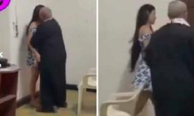 Genera reacciones beso de sacerdote a mujer