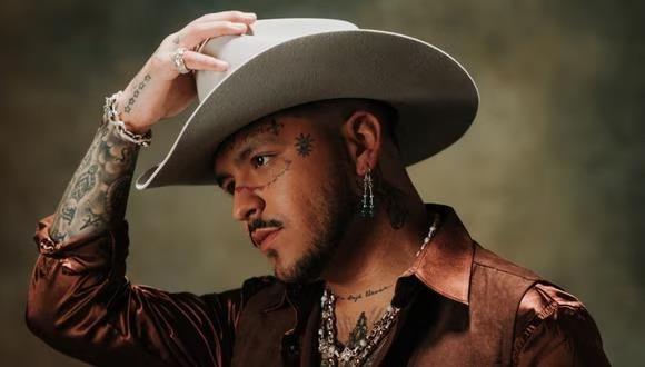Christian Nodal vuelve a cambiar de look Christian Nodal vuelve a cambiar de look