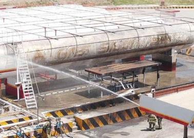 Explosión en gasera deja 4 muertos