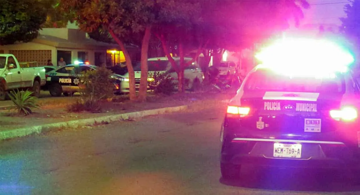 Capturan a jovencito con droga y arma de juguete