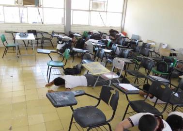 VIDEO | Estudiantes y maestros realizan simulacro de balacera en un CBTIS de Ciudad Obregón